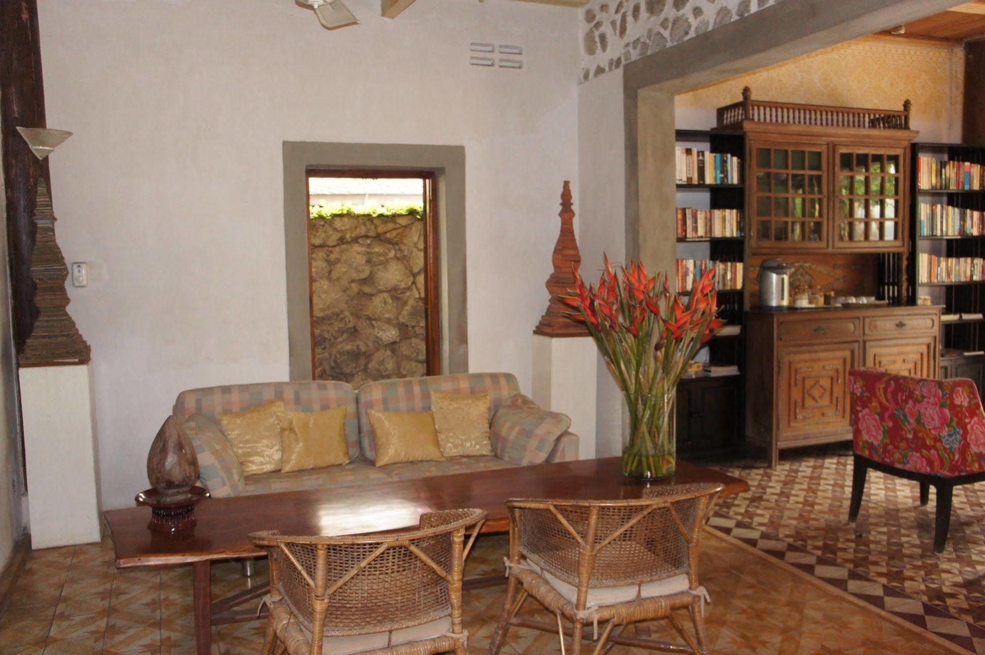Sala Prabang Hotel Luang Prabang Ngoại thất bức ảnh
