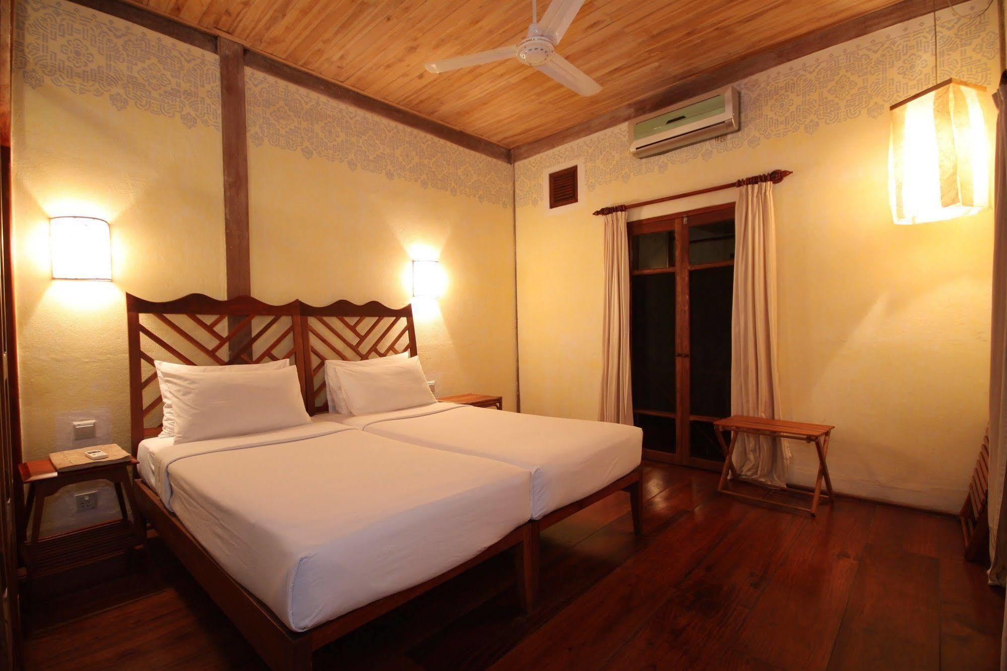 Sala Prabang Hotel Luang Prabang Ngoại thất bức ảnh